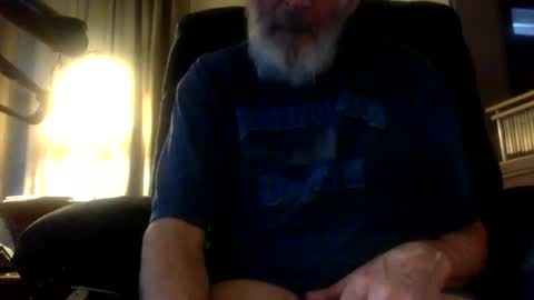 Snapshot of rando56 chatting on 05/18/26, 10:43 Randy online show from 05/18/26, 10:43