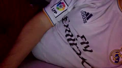 Snapshot of randobad12 chatting on 11/18/25, 11:48 randobad12 online show from 11/18/25, 11:48