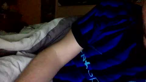 Snapshot of randobad12 chatting on 11/30/25, 08:13 randobad12 online show from 11/30/25, 08:13