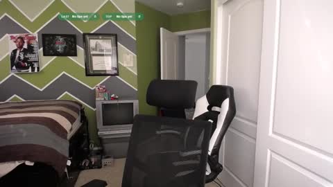 Snapshot of randomink3 chatting on 09/23/25, 04:43 randomink3 online show from 09/23/25, 04:43