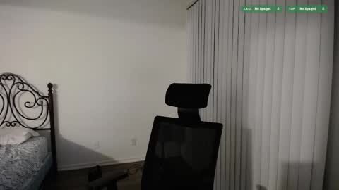 Snapshot of randomink3 chatting on 03/27/26, 02:28 randomink3 online show from 03/27/26, 02:28