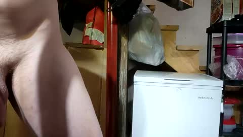 Snapshot of randomtask6184 chatting on 10/24/25, 05:15 RandomTask online show from 10/24/25, 05:15