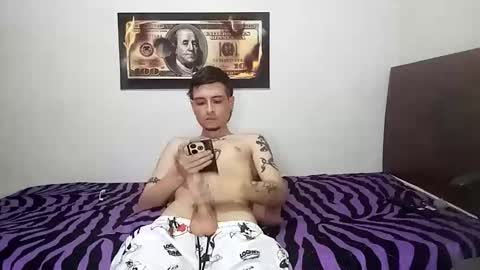 Snapshot of rangel_sex chatting on 05/02/26, 11:43 Rangel and Lola online show from 05/02/26, 11:43
