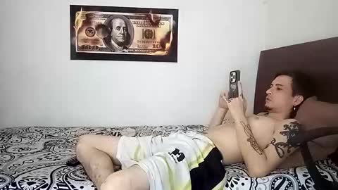 Snapshot of rangel_sex chatting on 06/01/26, 04:09 Rangel and Lola online show from 06/01/26, 04:09