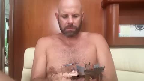 Snapshot of ransguy chatting on 03/09/25, 10:19 ransguy online show from 03/09/25, 10:19