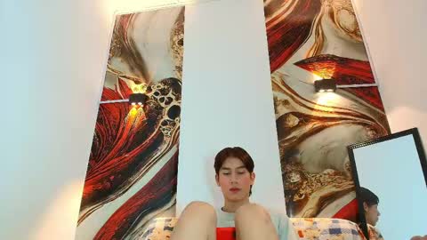 Snapshot of raphael_nyon1 chatting on 04/30/26, 04:19 raphael_nyon1 online show from 04/30/26, 04:19