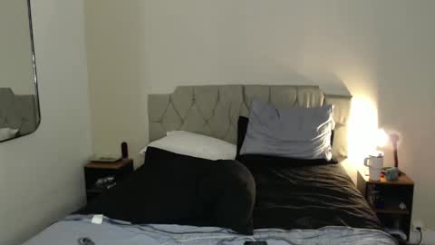 raposafoxy online show from 12/04/25, 10:40