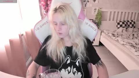 Rapunzel online show from 09/09/25, 01:21