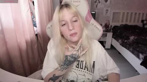 Rapunzel online show from 02/09/26, 01:15