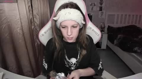 Rapunzel online show from 02/15/26, 07:43