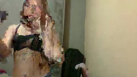 raquel2411 online show from 02/25/26, 02:10