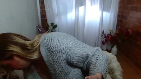 Raquel online show from 01/20/25, 07:14