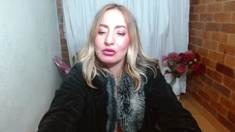 Raquel online show from 01/30/25, 12:07