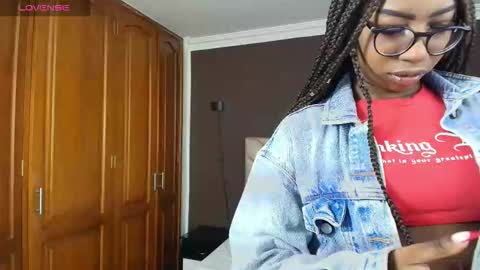 Raquel online show from 10/16/25, 11:55