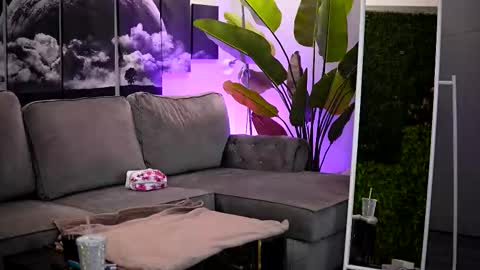 Raquelle online show from 03/21/26, 09:36