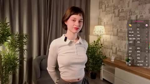 Nicole online show from 10/18/25, 01:08