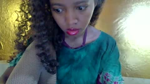 Snapshot of rasoanirinaa chatting on 06/23/26, 01:03 rasoanirinaa online show from 06/23/26, 01:03