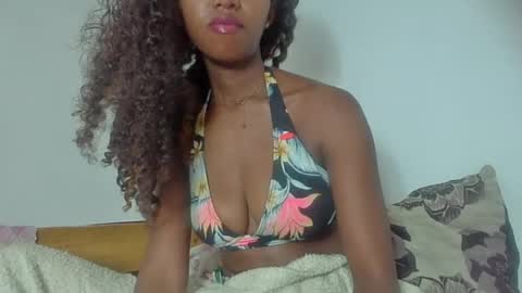 Snapshot of rasoanirinaa chatting on 07/14/26, 04:50 rasoanirinaa online show from 07/14/26, 04:50