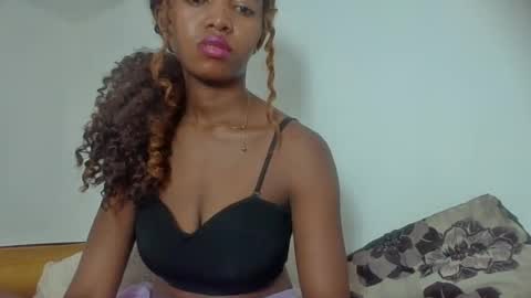 Snapshot of rasoanirinaa chatting on 07/14/26, 01:06 rasoanirinaa online show from 07/14/26, 01:06