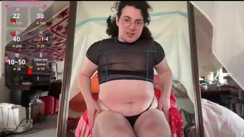 Snapshot of raspberrytommy chatting on 03/10/25, 04:35 Tommy online show from 03/10/25, 04:35