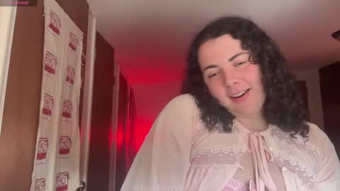 Snapshot of raspberrytommy chatting on 10/14/25, 05:03 Tommy online show from 10/14/25, 05:03