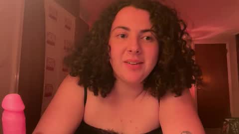 Snapshot of raspberrytommy chatting on 10/29/25, 02:58 Tommy online show from 10/29/25, 02:58