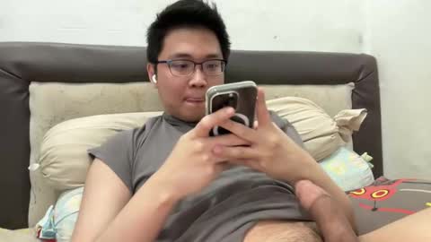 randomnaut online show from 11/22/25, 07:24