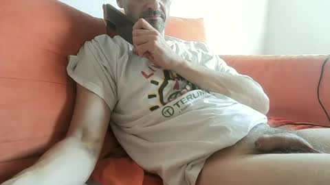 Snapshot of raul101101101101 chatting on 06/22/26, 03:53 raul101101101101 online show from 06/22/26, 03:53