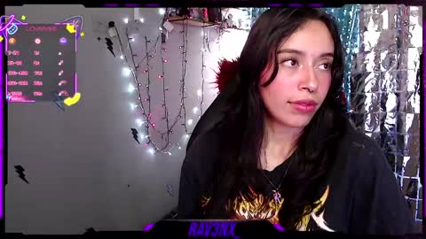   online show from 04/15/26, 04:14