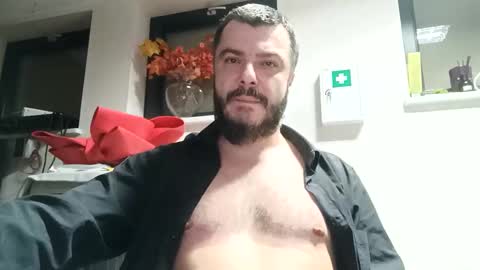 Snapshot of ravart43 chatting on 12/10/24, 01:22 ravart43 online show from 12/10/24, 01:22