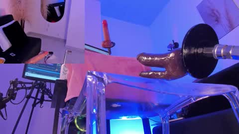 Raven online show from 02/20/26, 06:19