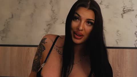 raven_inkk online show from 04/20/26, 09:34