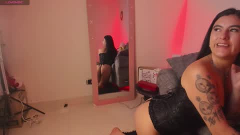 Snapshot of raven_manson chatting on 02/16/26, 10:33 online show from 02/16/26, 10:33