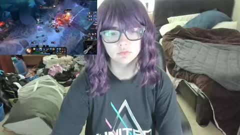 raven_moore_ online show from 10/07/25, 09:12