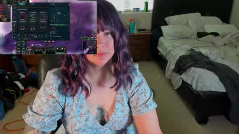 raven_moore_ online show from 10/08/25, 09:12