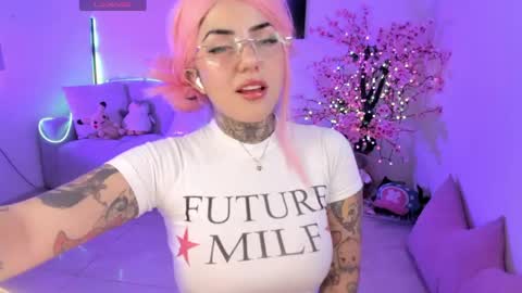Snapshot of raven_sakura chatting on 05/20/26, 01:50 . online show from 05/20/26, 01:50