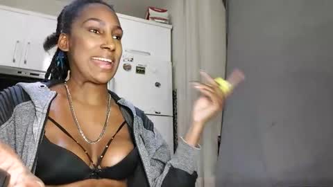 ravenbby online show from 04/17/26, 08:34