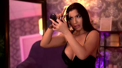 Rosa online show from 11/20/25, 10:59