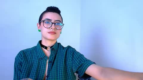 ravendarkness_ online show from 05/09/26, 03:45