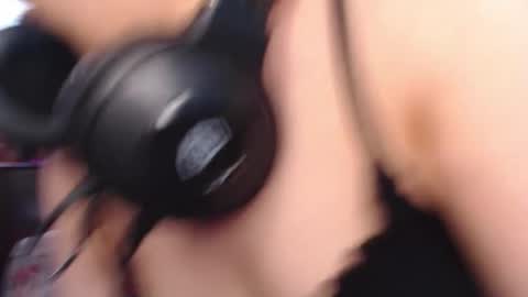 raventh_ online show from 10/29/25, 11:01