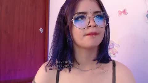 Snapshot of raventh_ chatting on 05/11/26, 04:04 raventh_ online show from 05/11/26, 04:04