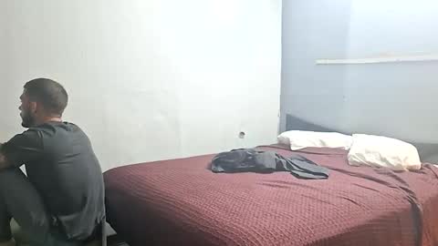 Snapshot of ravenwings5235 chatting on 11/09/25, 07:50 ravenwings5235 online show from 11/09/25, 07:50