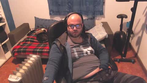 ravingr3d3 online show from 03/01/25, 11:15