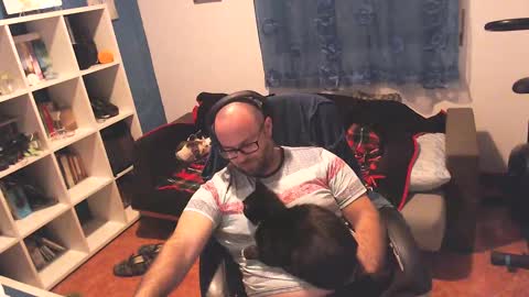 ravingr3d3 online show from 03/05/25, 11:38