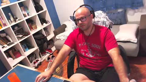 ravingr3d3 online show from 10/10/25, 11:37