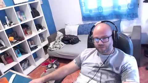 ravingr3d3 online show from 10/16/25, 01:34