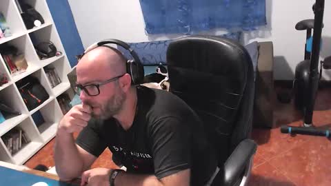 ravingr3d3 online show from 10/19/25, 09:26