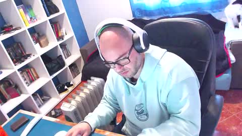 ravingr3d3 online show from 12/22/25, 10:56