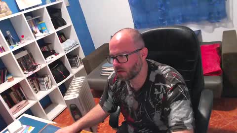 ravingr3d3 online show from 04/19/26, 09:28