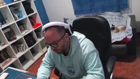 ravingr3d3 online show from 05/10/26, 07:41